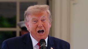 E' guerra nel Golfo tra Usa e Iran. Trump lo notifica formalmente al Congresso