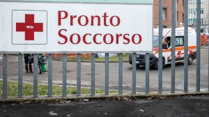 Ennesima tragedia sul lavoro,  nel trapanese morto operaio schiacciato da porta blindata