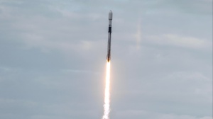 Esplosione razzo SpaceX a gennaio 2025: tre aerei rischiano detriti, sfiorata tragedia nei cieli