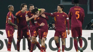 Europa League. Pisilli show, la Roma vede gli ottavi. Il Bologna soffre e spreca, con il Celtic è solo pari