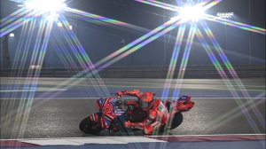 F1, Piastri in pole in Barhain, in MotoGp, Marc Marquez vince la spint in Qatar e domani parte dalla pole