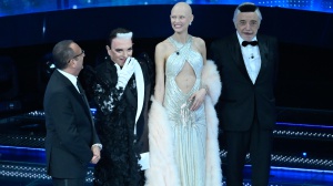 Festival di Sanremo, battuta in conferenza stampa: Conti fa un riferimento alla passata edizione?
