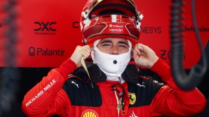 Formula 1: Svelata la nuova Ferrari che sarà guidata da Leclerc e Sainz. Vasseur: "Sarà il mondiale più impegnativo della storia"