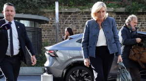 Francia, Marine Le Pen “ineleggibile”: la solidarietà di Matteo Salvini, di Viktor Orban e del Cremlino