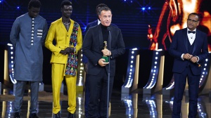 Garrone e Cortellesi trionfano ai David di Donatello Io Capitano miglior film e regia. Riondino miglior attore
