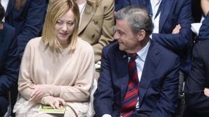 Giorgia Meloni sulla Difesa, senza l'Ue è come una comunità hippie. L'Italia è in Europa e difende unità Occidente con Usa 