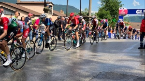 GIRO, A FANO GRANDE VITTORIA DEL FRANCESE ALAPHILIPPE