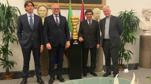 Giro d'Italia 2025: Roma ospiterà l'ultima tappa, con un omaggio speciale a Papa Francesco