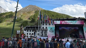 Giro d’Italia Women, sul Colle delle Finestre vince Demi Vollering. Van der Breggen conserva la maglia rosa