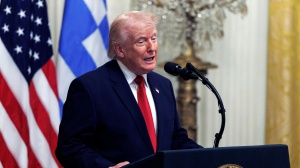 Guerra del Golfo:  Donald Trump annuncia altri dieci giorni senza attacchi alle centrali iraniane