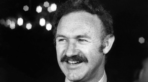Gene Hackman, si indaga sulla morte "sospetta" della star di Hollywood e della moglie
