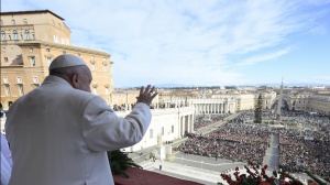 Il Papa al 21esimo giorno di ricovero, nessuna sua foto: ecco la risposta della Santa Sede