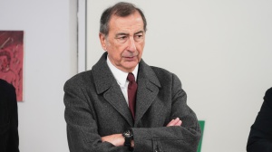 Il sindaco di Milano, Beppe Sala: “Gli immigrati non si integrano bene a Milano, ma sulle violenze non si può attribuire tutto all’immigrazione, la destra soffia sul fuoco”