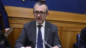 Il sottosegretario alla Giustizia Delmastro condannato a 8 mesi. Giorgia Meloni, resta al suo posto 
