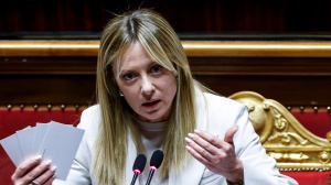Iran, Meloni in Parlamento: “L’intervento di Stati Uniti e Israele è fuori dal diritto internazionale”