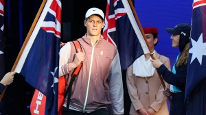 Jannick Sinner nella leggenda: vince gli Open d'Australia con una rimonta pazzesca su Medvedev