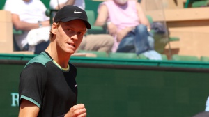 Jannik Sinner vince ancora e vola in semifinale, occhi puntati sul prossimo match