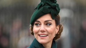 San Patrizio, a Londra Kate Middleton torna alla tradizionale parata, elegantissima in verde