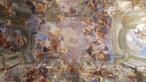La Chiesa di Sant’Ignazio di Loyola, a Roma, spopola sui social. File anche di un’ora per entrare, scopriamo perché 