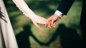 La festa di divorzio, prima il tribunale e poi il party di addio