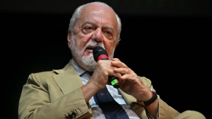 Lo show di De Laurentiis al Giffoni: tra cinema, calcio e provocazioni