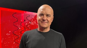 Luca Zingaretti a RTL 102.5: “Era da un po’ di tempo che volevo passare dietro alla macchina da presa e il primo libro di Mencarelli mi ha fulminato”