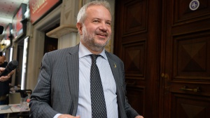 Mattarella, Salvini smorza le accuse al Colle, ma Borghi ‘conferma’. Fratelli d’Italia: il caso è chiuso