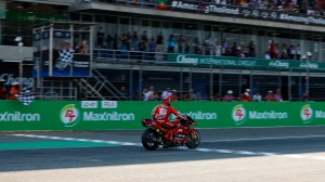 MotoGP, Marc Marquez parte col turbo e vince il Gran Premio della Tahilandia