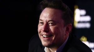 Telepathy, il chip prodotto da Elon Musk impiantato per la prima volta in un cervello umano