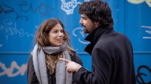 Non solo Adolescence: l'altra serie tv del momento (con piano sequenza finale) è Dieci Capodanni
