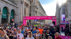Oltre diecimila runner da tutto il mondo hanno corso la 23esima Milano marathon