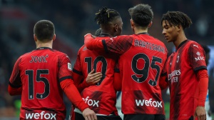 Ottavi di Coppa Italia: Il Milan vince 4 a 1 contro il Cagliari e vola ai quarti. Oggi in programma Atalanta-Sassuolo e Roma-Cremonese