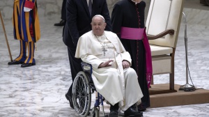 Papa Francesco al Policlinico Gemelli: quadro clinico complesso. I medici cambiano la terapia