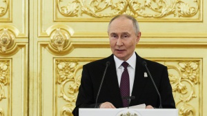 Putin alla parata della vittoria sul nazifascismo non fa passi indietro: tutta la Russia sostiene la guerra contro Kiev