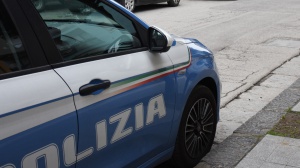 Roma: partorisce e getta il neonato nel gabinetto, arrestata 29enne nigeriana