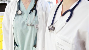 Sanità, liste d’attesa infinite e medici in crisi: così non si va avanti