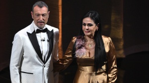 Sanremo 2024, sale sul palco la mamma di Giovanbattista Cutolo per ricordare il figlio musicista ucciso a Napoli