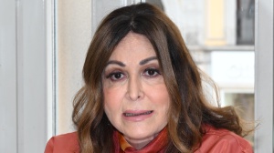 Santanché, la ministra del Turismo cambia uno dei suoi avvocati, fa saltare l’udienza e guadagna tempo