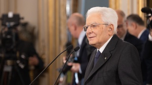 Scontri ai cortei pro-Palestina tra studenti e polizia a Firenze e Pisa, Mattarella: "L'autorevolezza non si misura sui manganelli"
