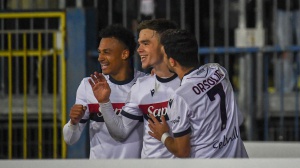 Semifinale Coppa Italia: il Bologna domina contro l'Empoli e vince 3 a 0