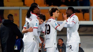 Serie A: Como-Venezia 1-1, Parma-Torino 2-2, Lecce.Milan 2-3, Inter-Monza 3-2