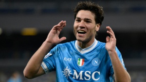 Serie A, Pisa-Sassuolo 1-3, Napoli-Fiorentina 2-1, Cagliari-Verona 4-0