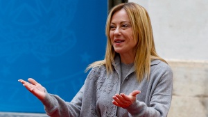 Sicurezza, la premier Meloni lancia un appello all’opposizione: “Scriviamo e votiamo insieme la risoluzione”