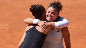 Tennis, Internazionali BNL d'Italia, Jasmine Paolini e Sara Errani trionfano nel doppio