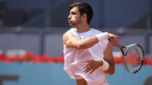 Tennis, Masters 1000 di Madrid: Berrettini out per un problema all'addome, Musetti vola agli ottavi