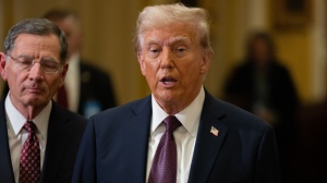 Trump, dalla foto messianica nello studio Ovale alle dichiarazioni su Gaza. Le ultime 24 ore del tycoon