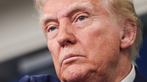 Trump rivela di avere chiamato Putin per fermare la guerra in Ucraina, il Cremlino non smentisce