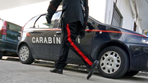 Ucciso da un colpo di pistola, a 19 anni in una sala-slot, in provincia di Caserta: minorenne fermato per omicidio