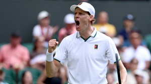 Wimbledon: Sinner accede al terzo turno e scalda i motori. Battuto Borges in 3 set
