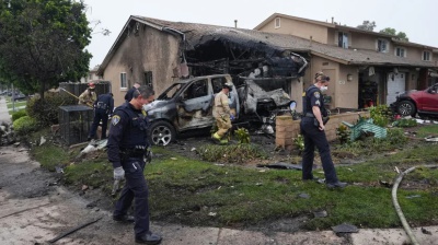  Un Cessna 550 precipita su un quartiere di San Diego: diverse le vittime. I vigili del Fuoco, scena terrificante 